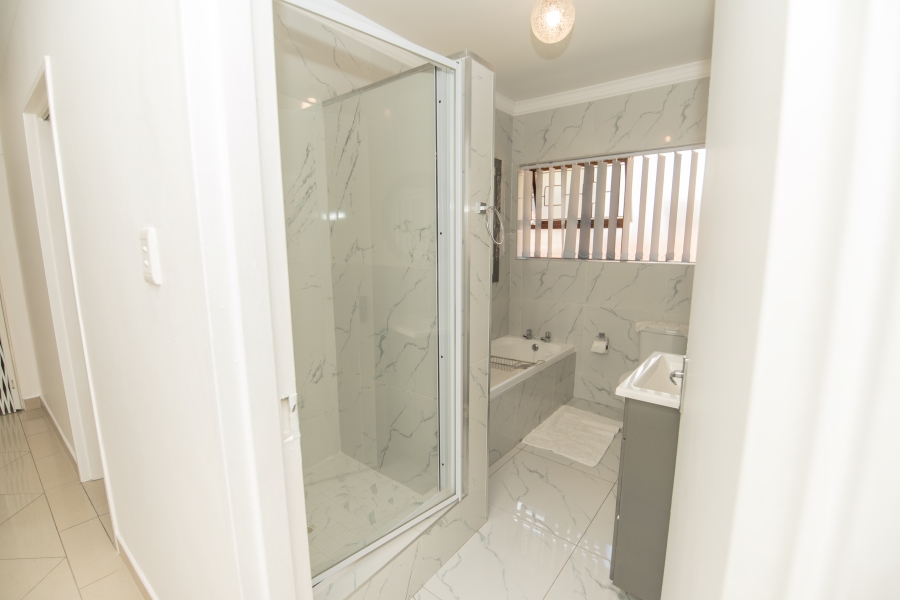 4 Bedroom Property for Sale in Lovemore Heights Estate Eastern Cape